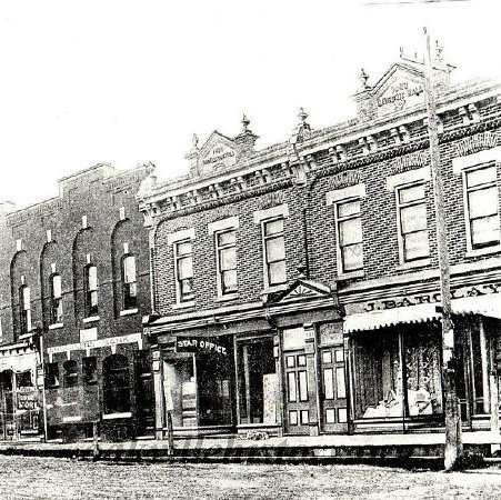 The Morden Fuel Company was on the left, east of Navy Street