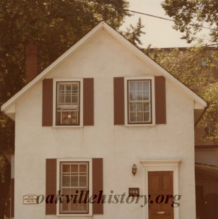 Chisholm Street #124