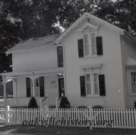 213 Reynolds Street circa1989
