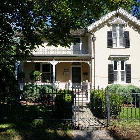 Reynolds Street #213