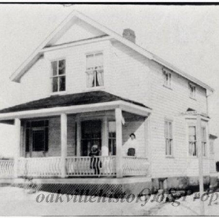 175 Allan Street circa 1910