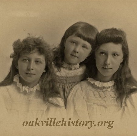 Ruth, Eleanor and Agnes Roberston