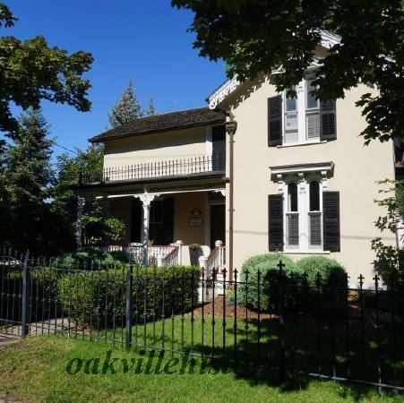 213 Reynolds Street