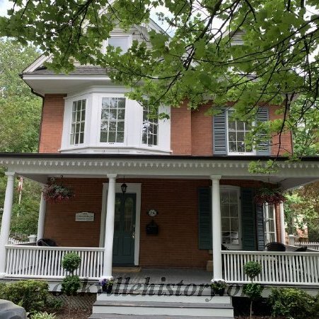 William Street #296