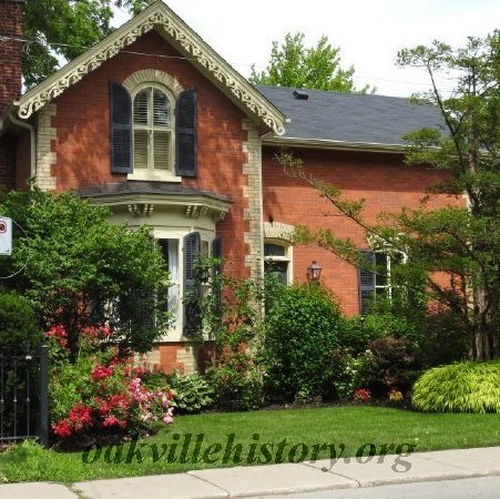 Reynolds Street #207