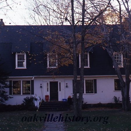 382 Douglas Avenue in 1989
